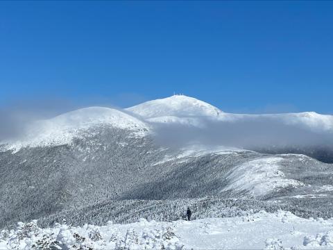 NH white mountains in the winter