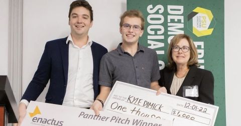 Kyle Dimick ’24 winning top national marketing award